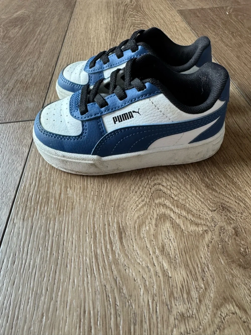 Puma Kids Navy Blue and White Low-Top Sneakers